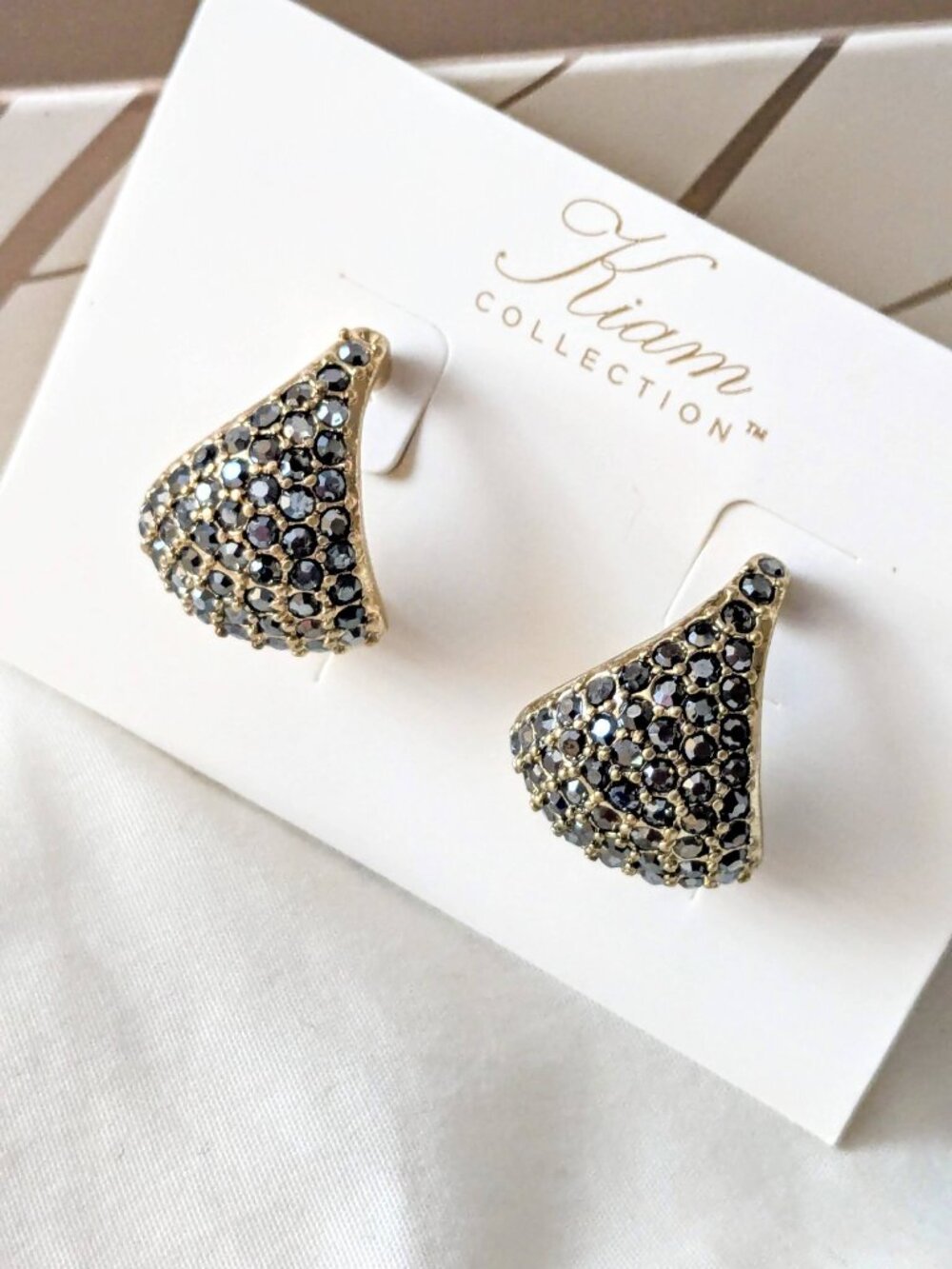 Lia Sophia Kiam Collection Genuine Hematite Crystals Pave Gold Hoop Earrings NWT